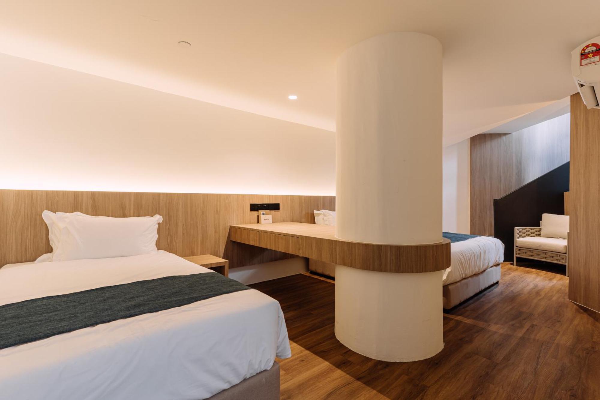 Impiana By Roxy Hotel Kuching Exteriör bild