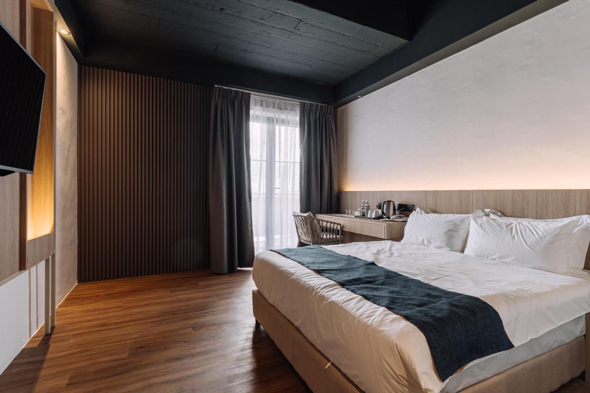 Impiana By Roxy Hotel Kuching Exteriör bild